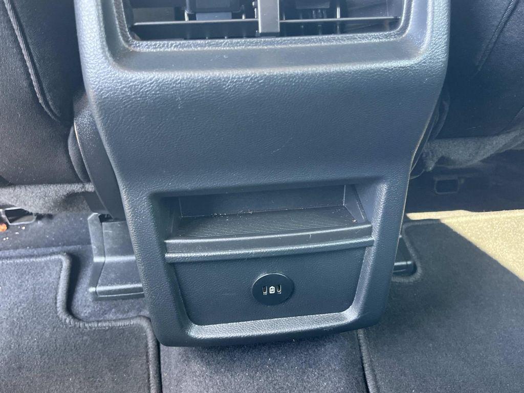 used 2024 Ford Edge car, priced at $29,086