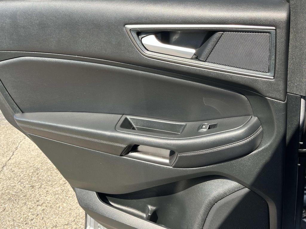 used 2024 Ford Edge car, priced at $29,086