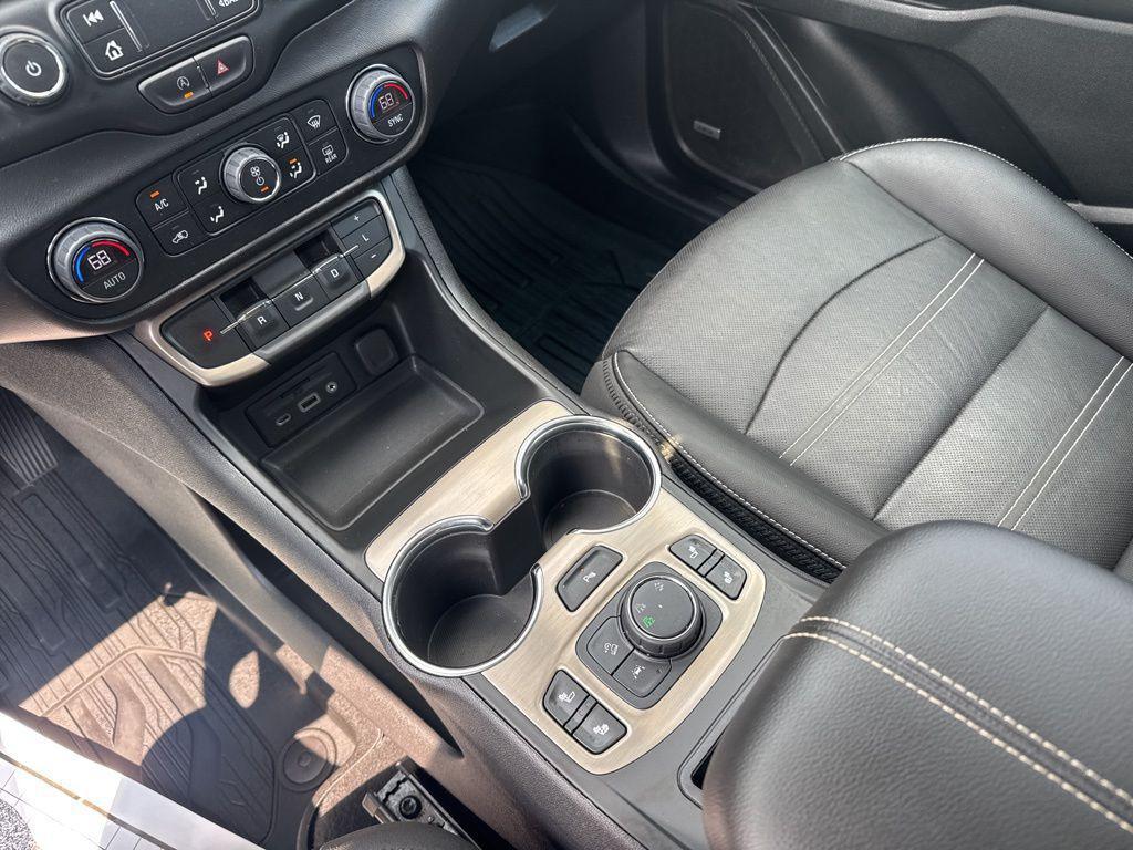 used 2022 GMC Terrain car, priced at $22,451