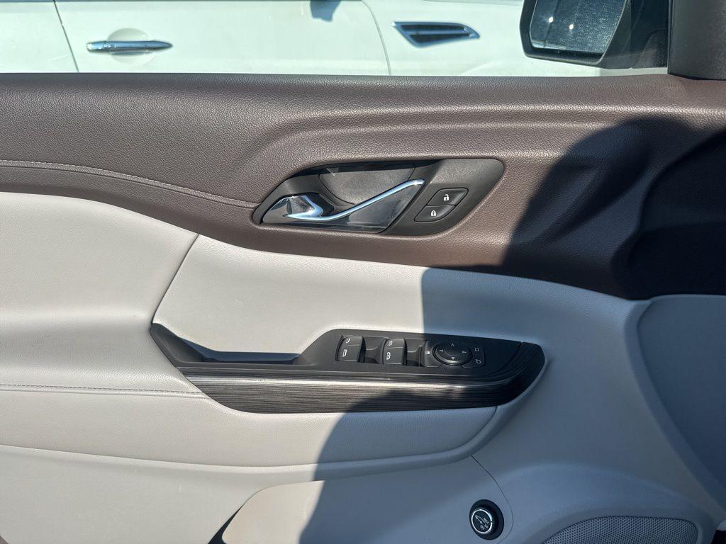 used 2023 GMC Acadia car, priced at $24,959