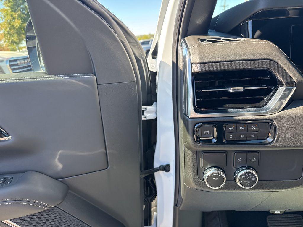 new 2026 GMC Yukon XL car, priced at $78,265