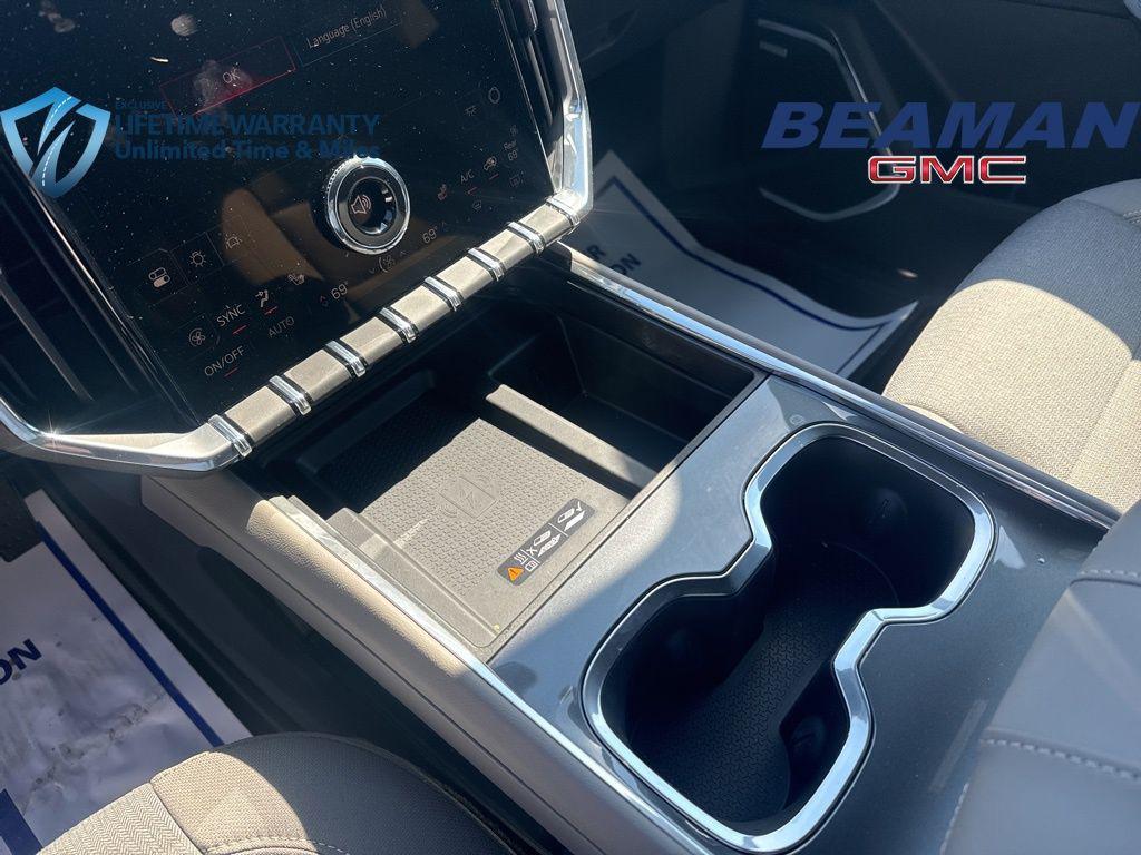 new 2025 GMC Acadia car, priced at $44,040