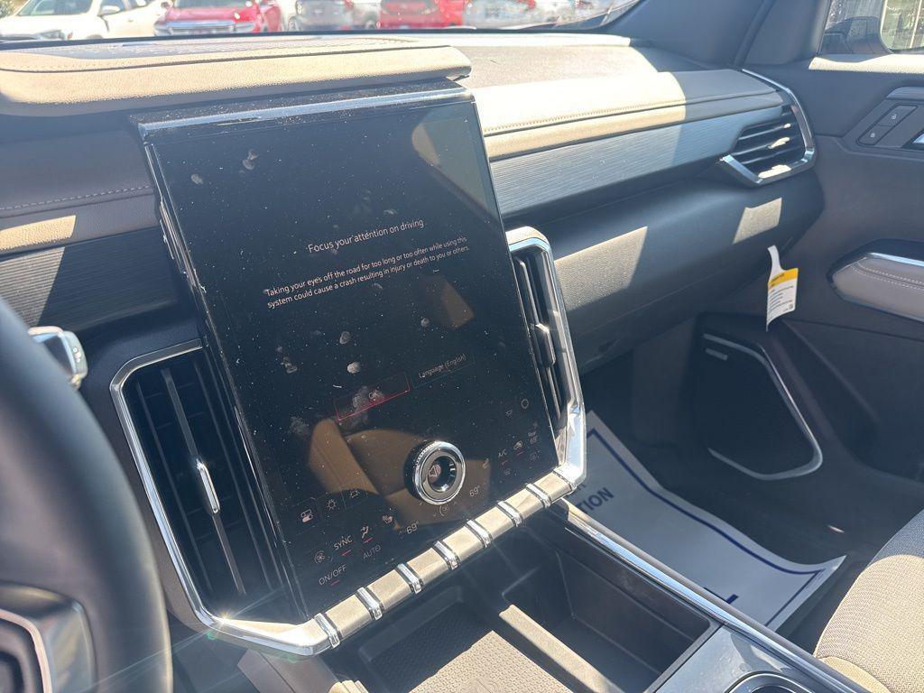 new 2025 GMC Acadia car, priced at $44,040