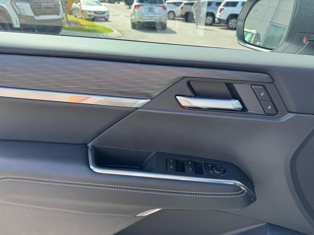 new 2026 GMC Acadia car, priced at $43,602