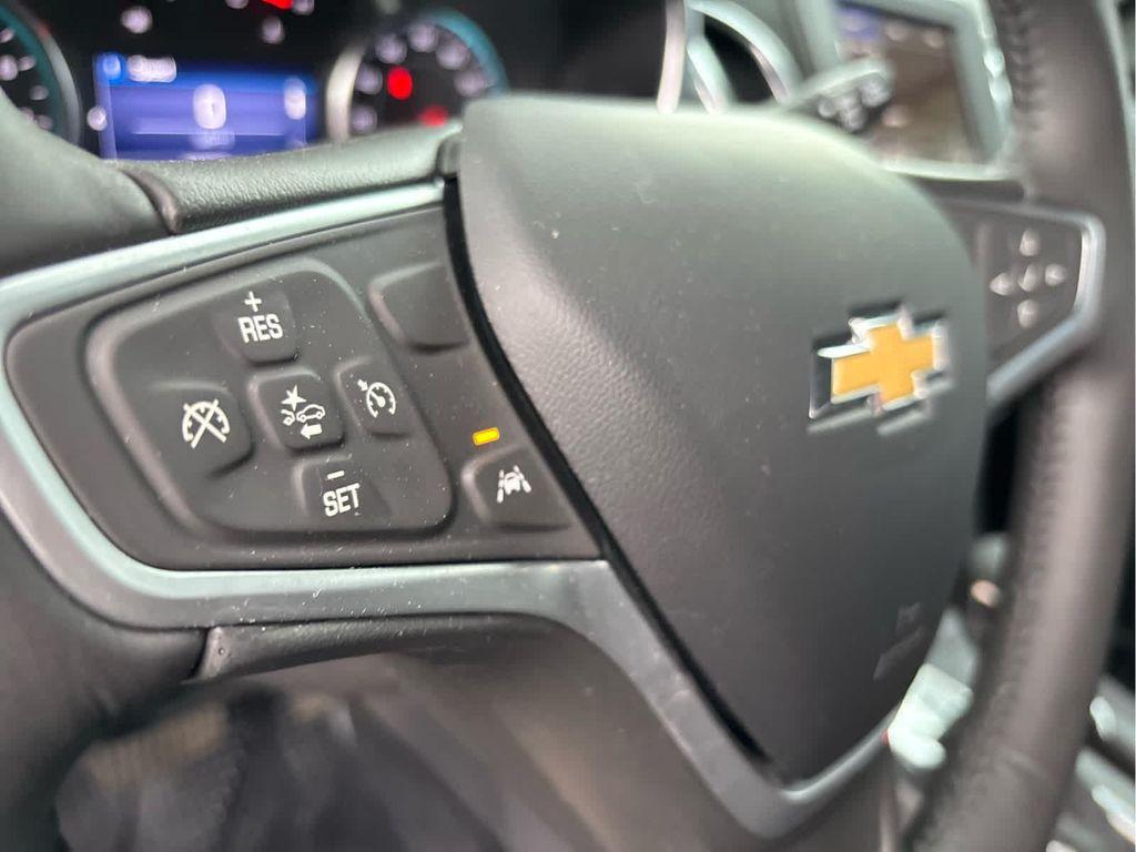 used 2022 Chevrolet Equinox car, priced at $13,937