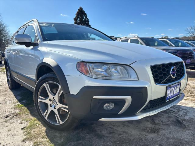 used 2015 Volvo XC70 car, priced at $12,537