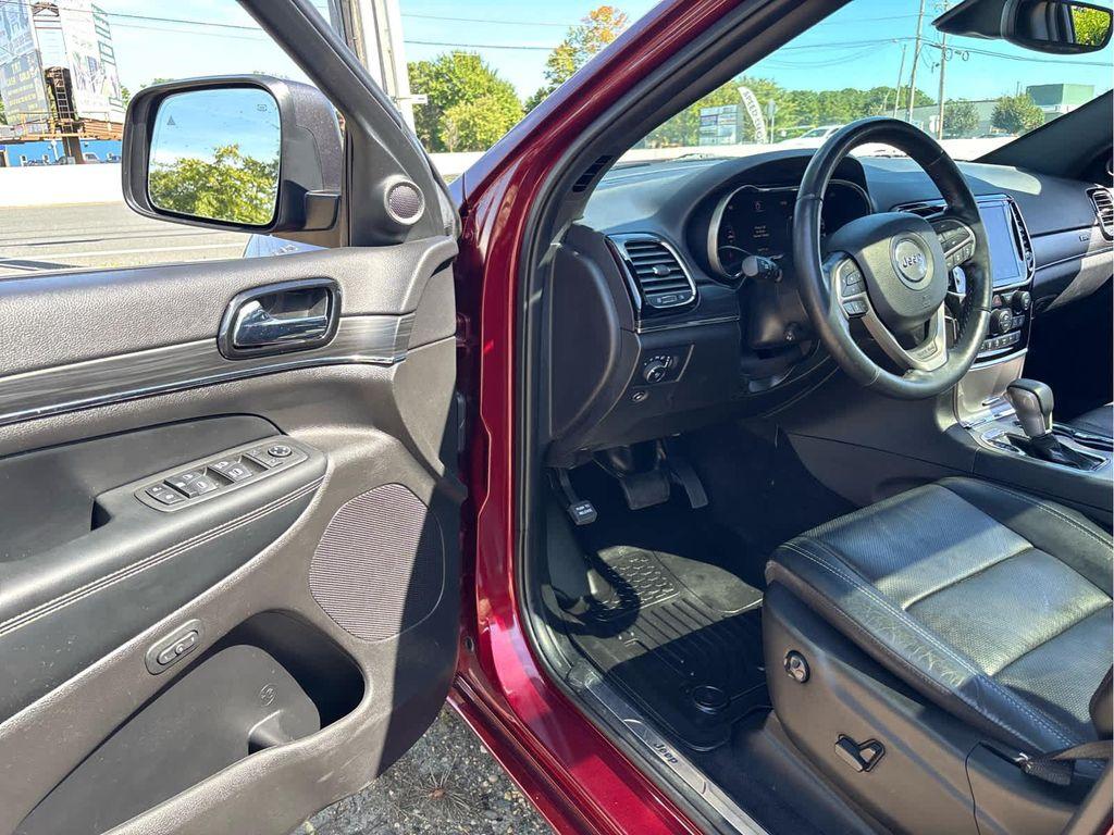 used 2021 Jeep Grand Cherokee car, priced at $26,737