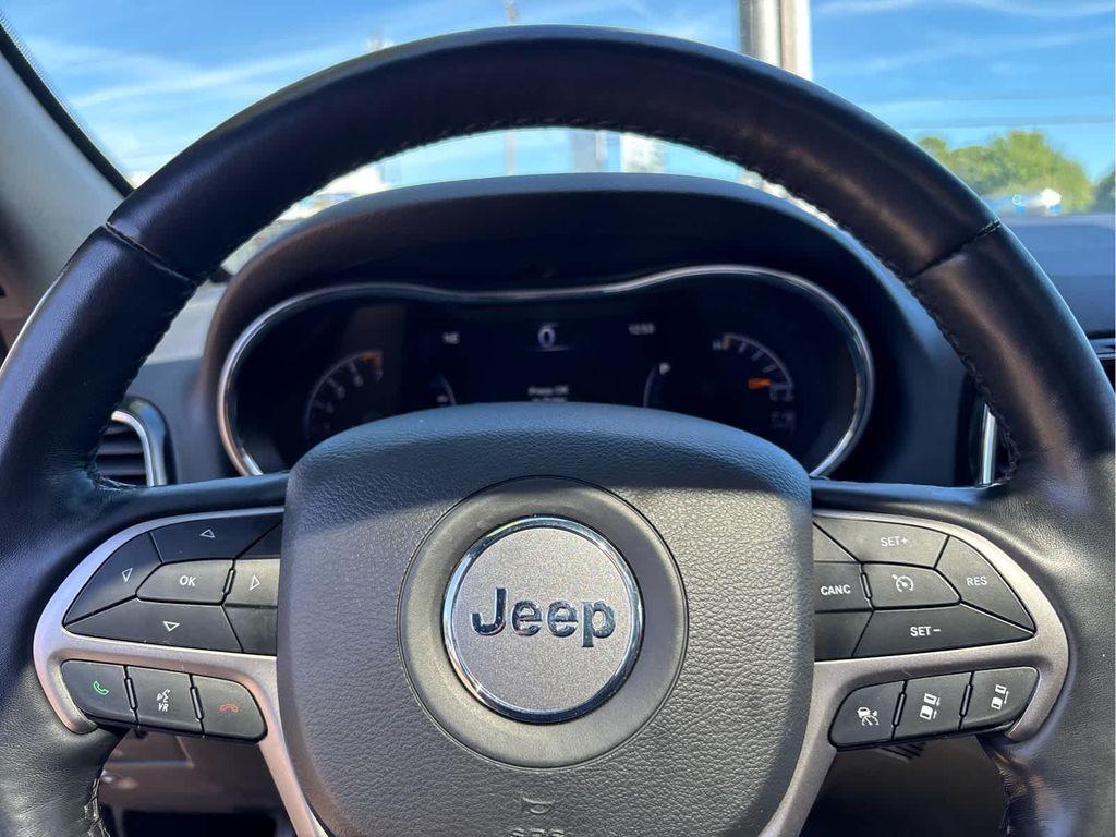 used 2021 Jeep Grand Cherokee car, priced at $26,737