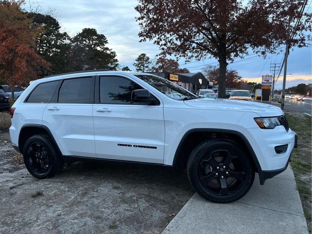 used 2018 Jeep Grand Cherokee car, priced at $17,937