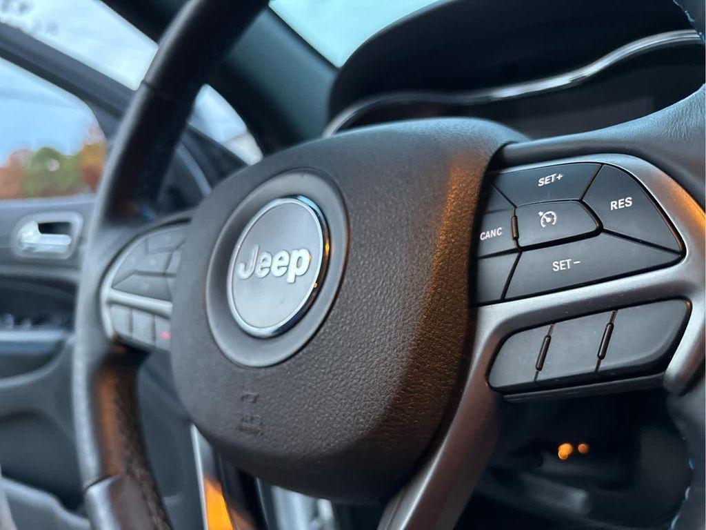 used 2018 Jeep Grand Cherokee car, priced at $17,937