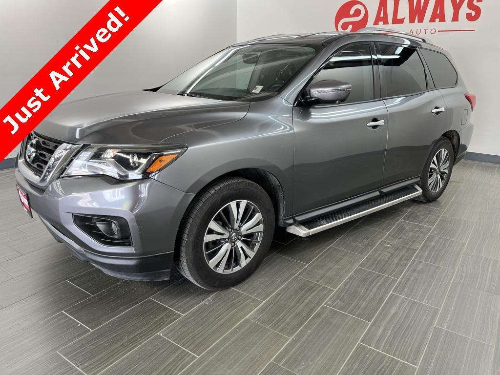 used 2020 Nissan Pathfinder car, priced at $13,800