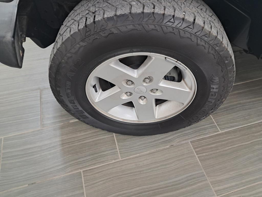 used 2013 Jeep Wrangler Unlimited car, priced at $13,499