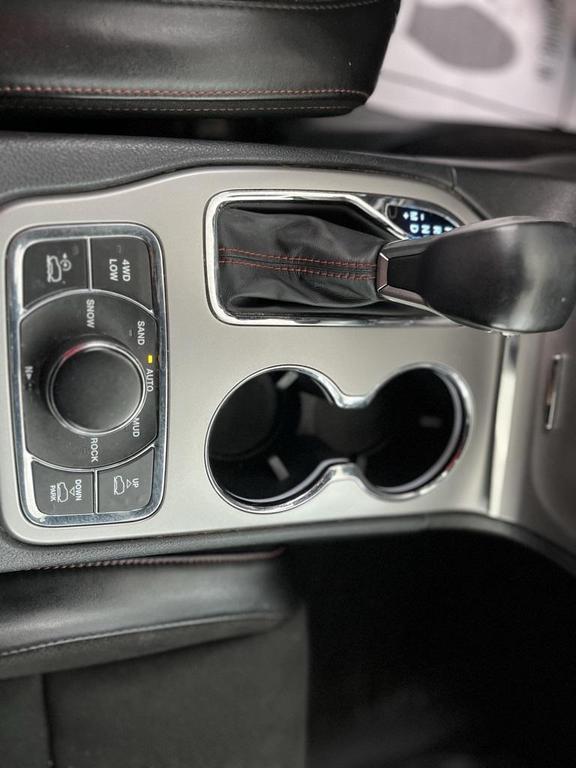 used 2019 Jeep Grand Cherokee car, priced at $18,200