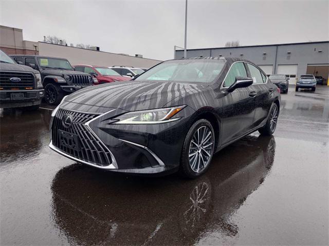 new 2024 Lexus ES 250 car, priced at $46,422