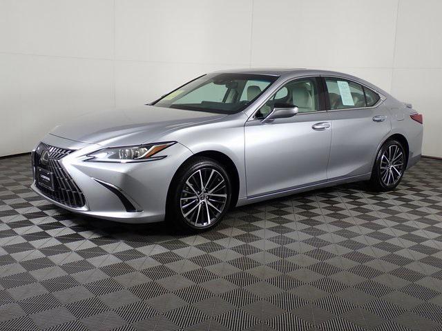 used 2024 Lexus ES 300h car, priced at $43,919