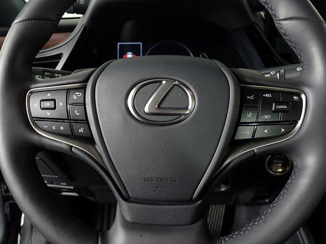 used 2024 Lexus ES 300h car, priced at $43,919