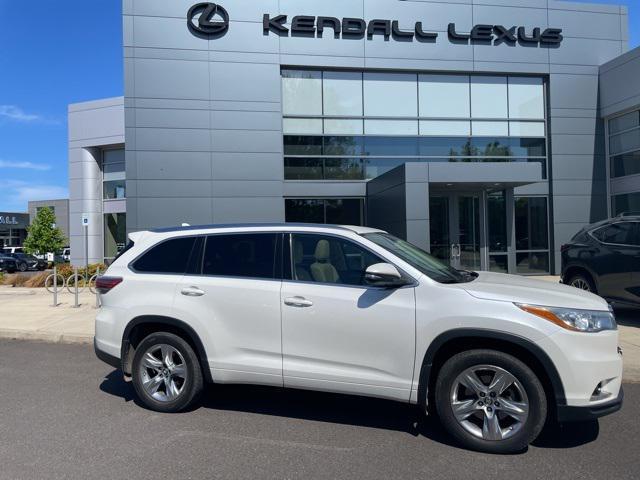 used 2016 Toyota Highlander car, priced at $20,894