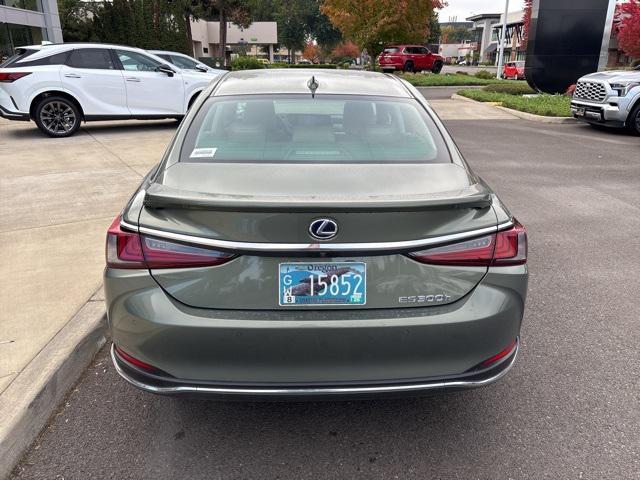 used 2020 Lexus ES 300h car, priced at $34,985