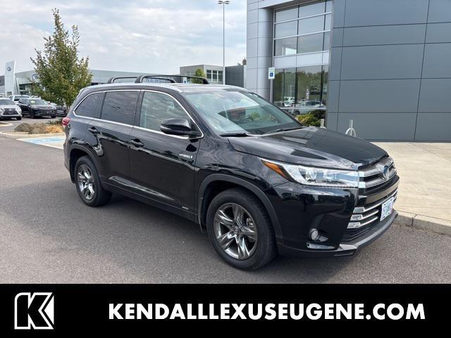used 2017 Toyota Highlander Hybrid car, priced at $28,794