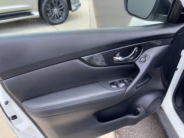 used 2017 Nissan Rogue car, priced at $15,675