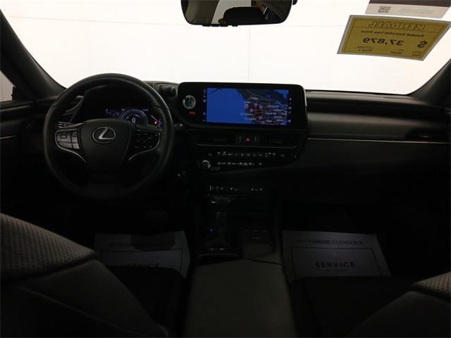 used 2022 Lexus ES 300h car, priced at $37,879