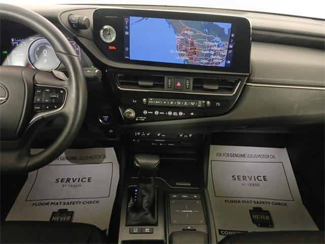 used 2022 Lexus ES 300h car, priced at $37,879
