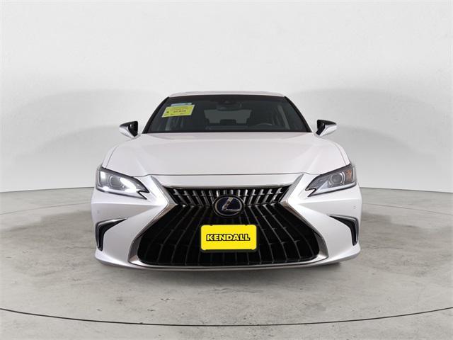 used 2022 Lexus ES 300h car, priced at $37,879