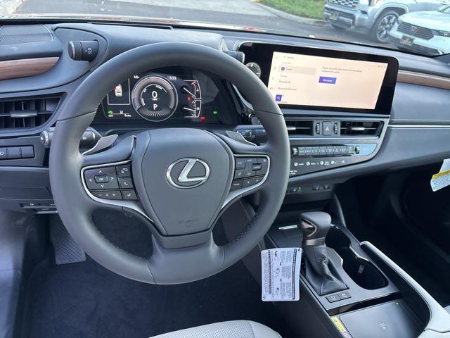 new 2025 Lexus ES 300h car, priced at $51,324