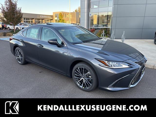 new 2025 Lexus ES 300h car, priced at $51,324