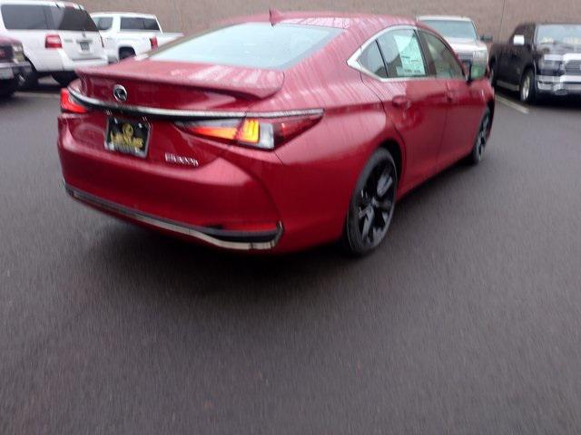 new 2025 Lexus ES 300h car, priced at $57,609