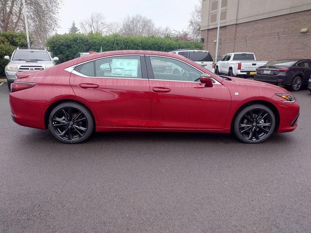 new 2025 Lexus ES 300h car, priced at $57,609