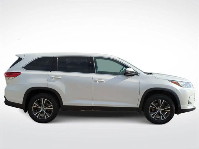 used 2019 Toyota Highlander car, priced at $18,995