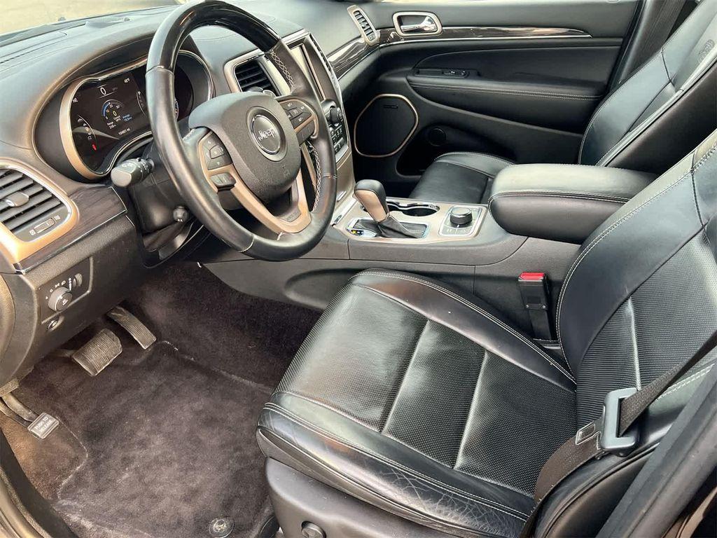 used 2016 Jeep Grand Cherokee car, priced at $15,495