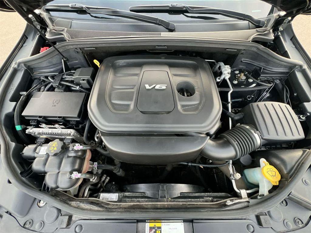 used 2016 Jeep Grand Cherokee car, priced at $15,495