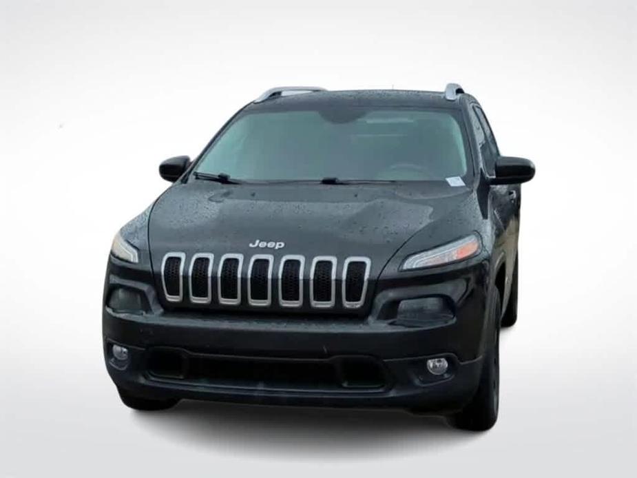 used 2015 Jeep Cherokee car, priced at $11,495