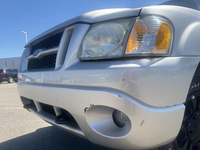 used 2005 Ford Explorer Sport Trac car, priced at $4,900