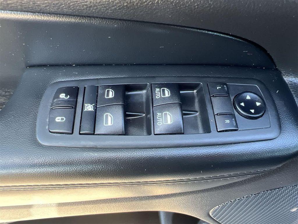 used 2020 Jeep Grand Cherokee car, priced at $22,695