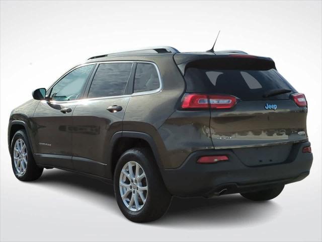 used 2015 Jeep Cherokee car, priced at $10,995