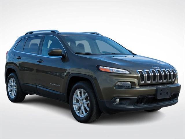 used 2015 Jeep Cherokee car, priced at $10,995