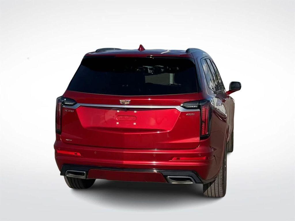 used 2022 Cadillac XT6 car, priced at $26,495