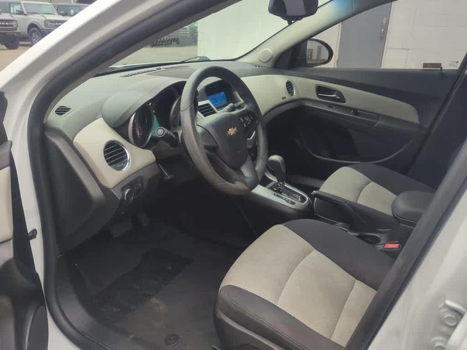 used 2015 Chevrolet Cruze car, priced at $8,995