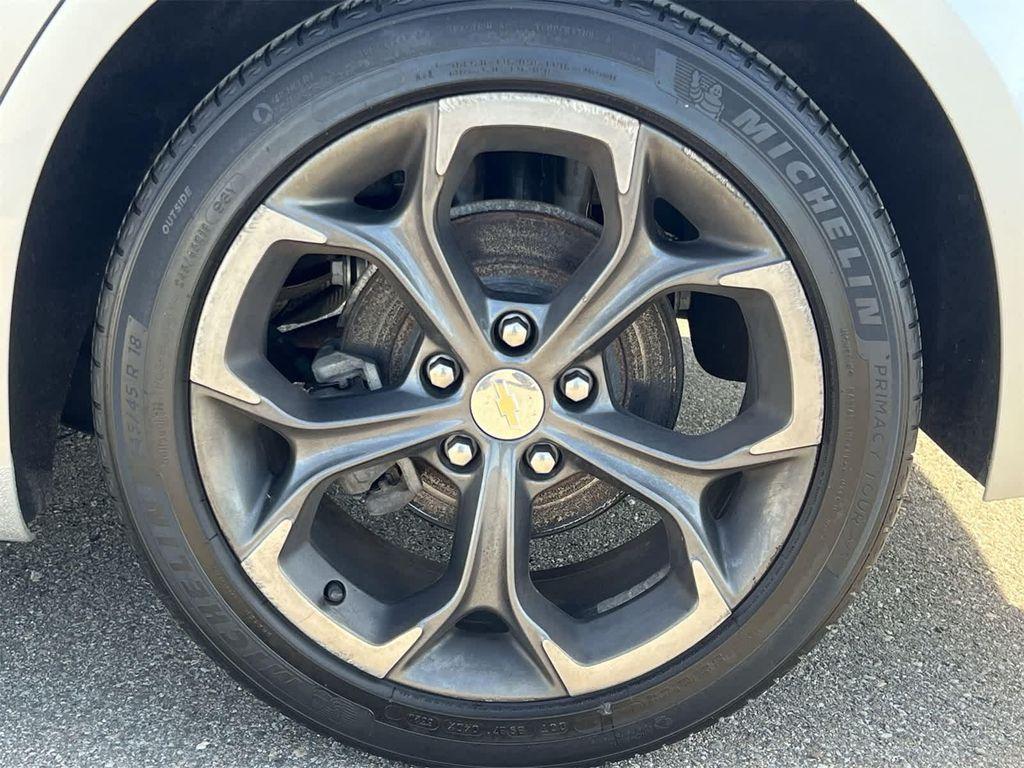 used 2021 Chevrolet Malibu car, priced at $12,995