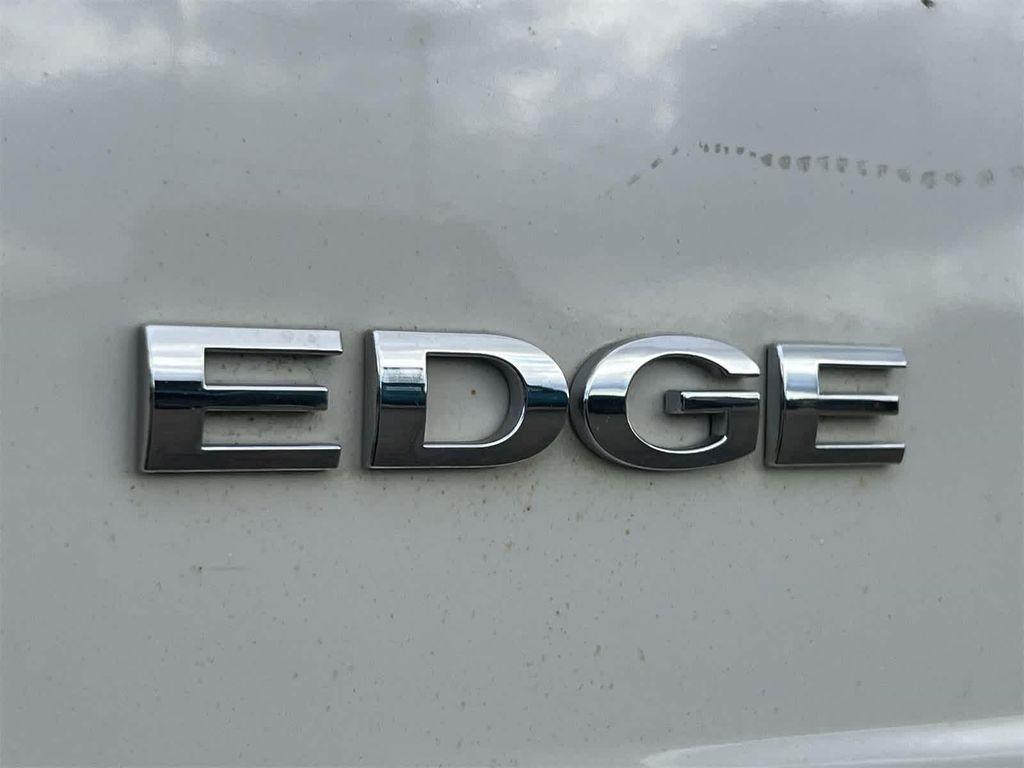 used 2010 Ford Edge car, priced at $2,500