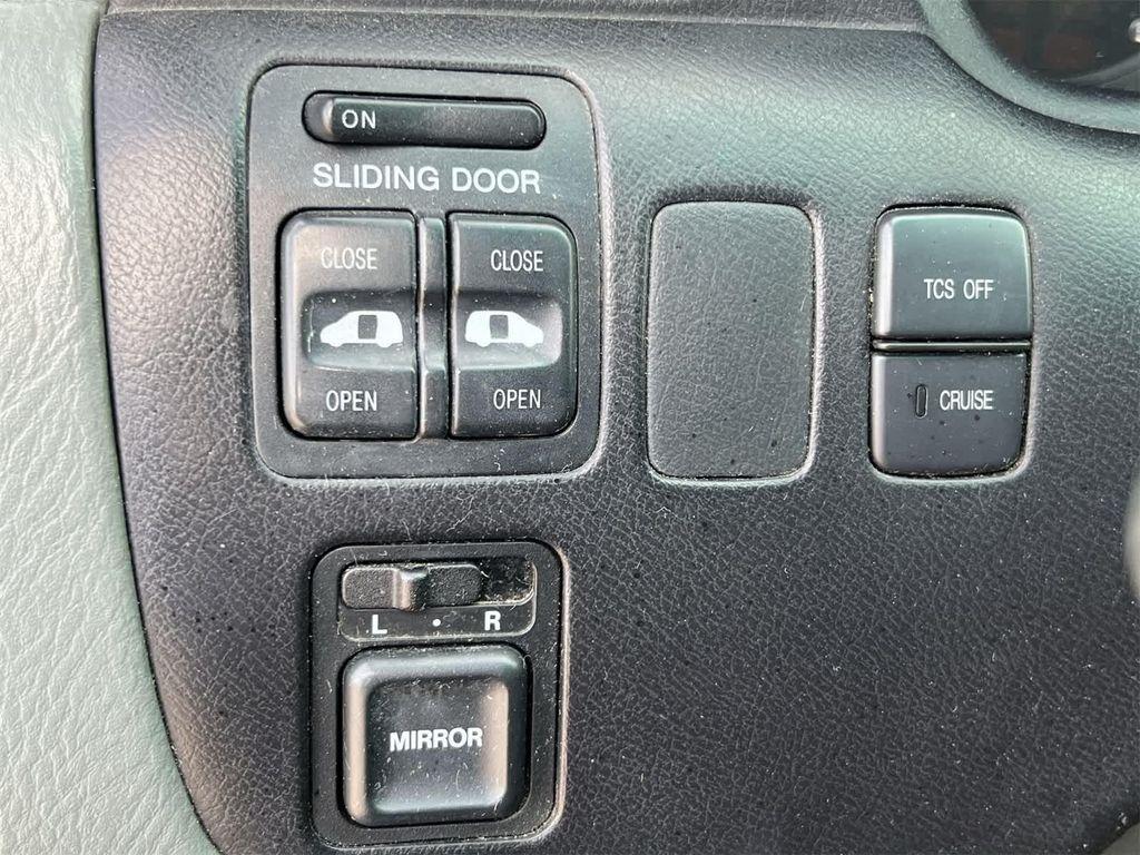 used 2003 Honda Odyssey car, priced at $2,500