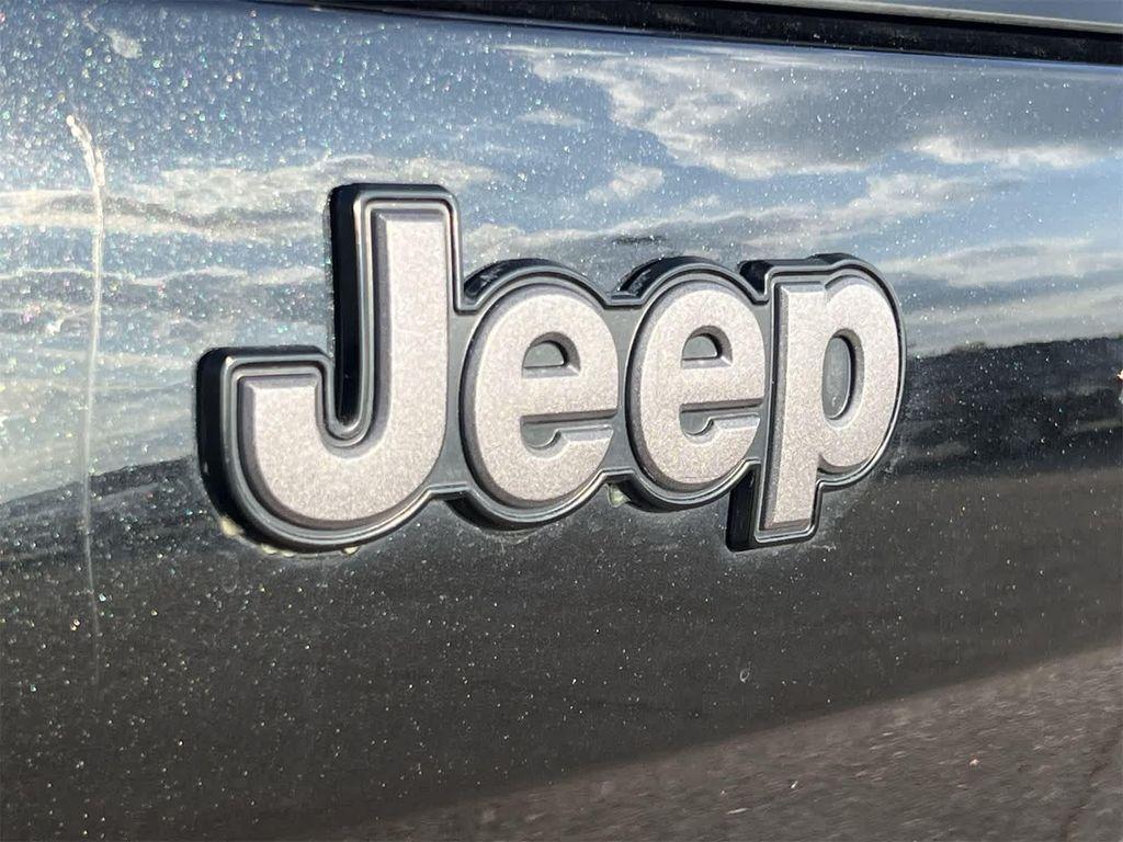 used 2014 Jeep Cherokee car, priced at $11,995