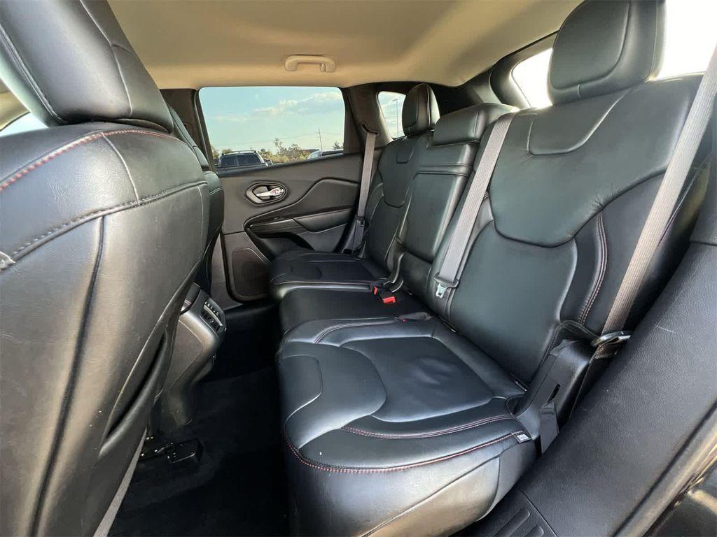 used 2014 Jeep Cherokee car, priced at $11,995