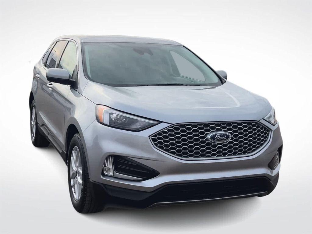 used 2024 Ford Edge car, priced at $28,495