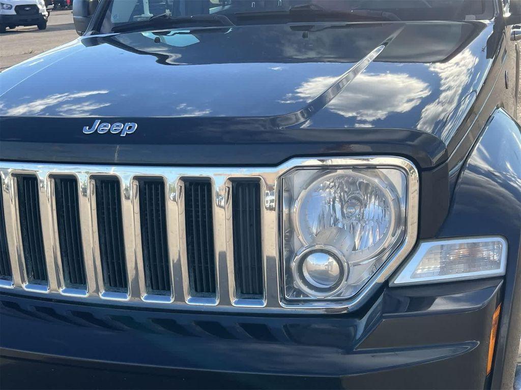 used 2010 Jeep Liberty car, priced at $3,900