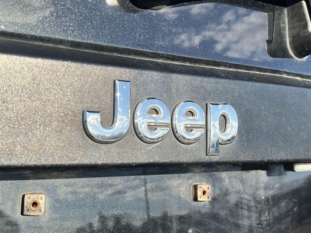used 2010 Jeep Liberty car, priced at $3,900