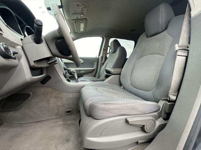 used 2011 Chevrolet Traverse car, priced at $1,500